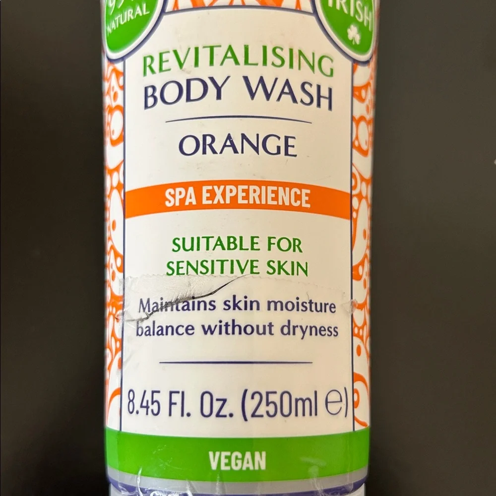 Human+Kind Revitalising Body Wash Orange New Full Size 250 ml